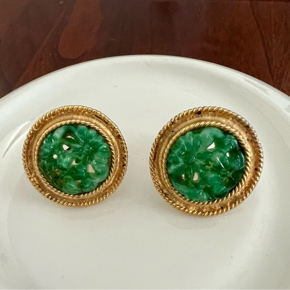 New House Jewelry - Vintage Gold and Faux Jade Clip on Earrings